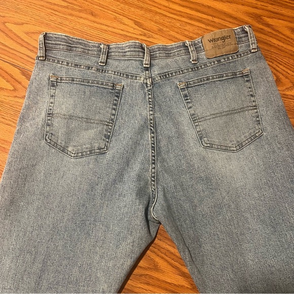 Wrangler Authentics Men’s Jeans 38x30 - Picture 3 of 9